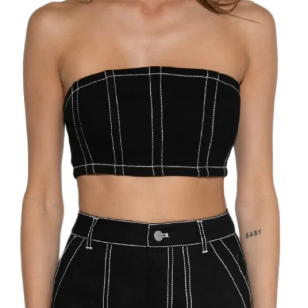BY.DLYN COOPER CROP BLACK